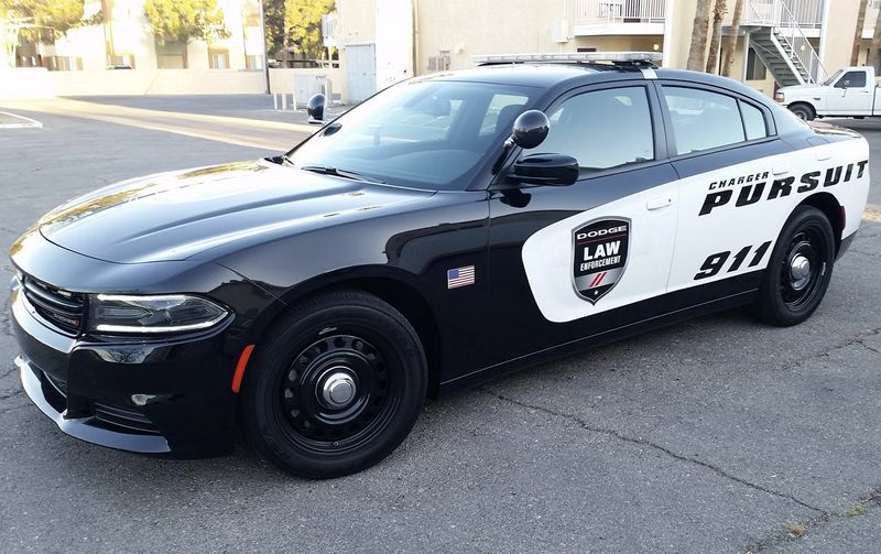 Полицейский автомобиль Dodge Charger Pursuit 5.7L Hemi