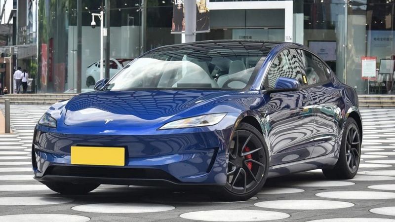 2025 Tesla Model 3