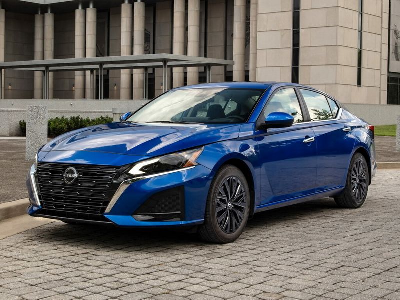 2025 Nissan Altima